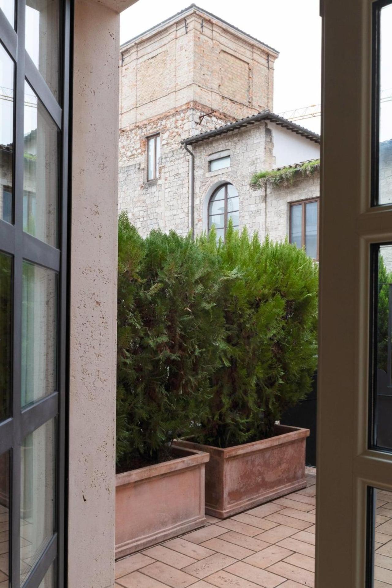 Hotel & Residenza 100 Torri Ascoli Piceno Exterior foto